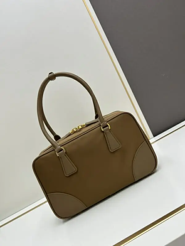 prada aaa qualite sac a main  pour femme s_12231132